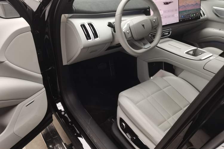 Used Deepal S09 2025 Rear-Drive Ultra