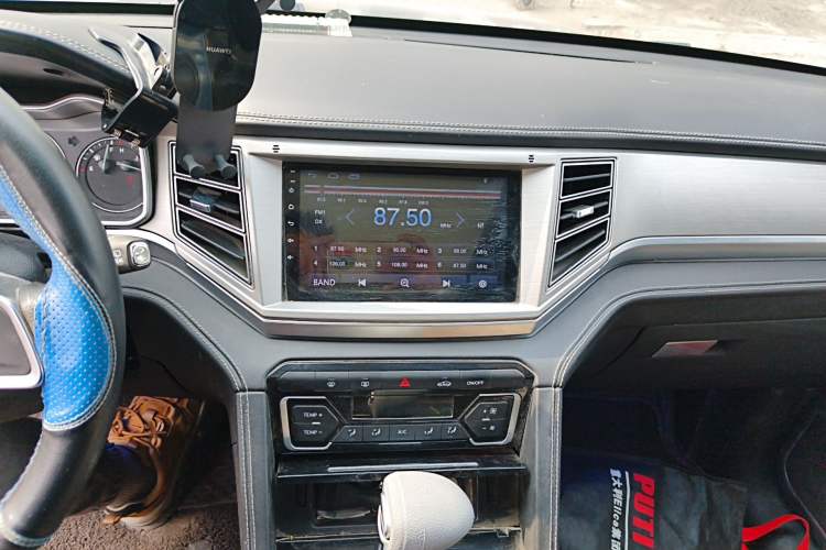 Used Zotye Domy X7 2017 1.8T DCT Luxury Model Audio And AC Panel