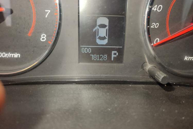 Used GAC Trumpchi GA5 2013 2.0L Automatic Elite Edition