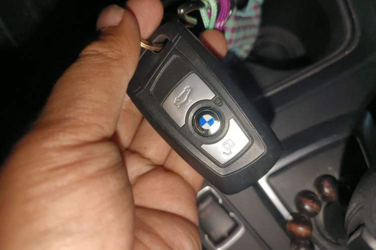 Used BMW 3 Series 2015 320Li Luxury Edition Fashion Model
