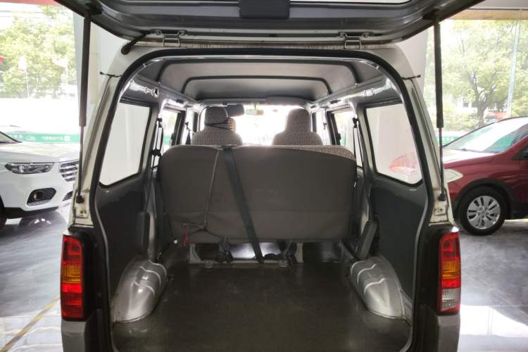 Used Wuling Zhiguang 2020 1.2L Practical Model China VI LSI
