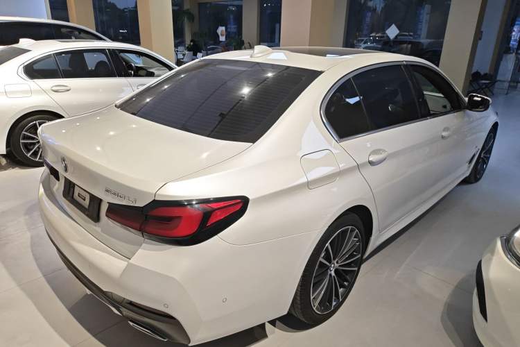 Used BMW 5 Series 2022 Restyled 530Li Leading Edition M Sport Package
