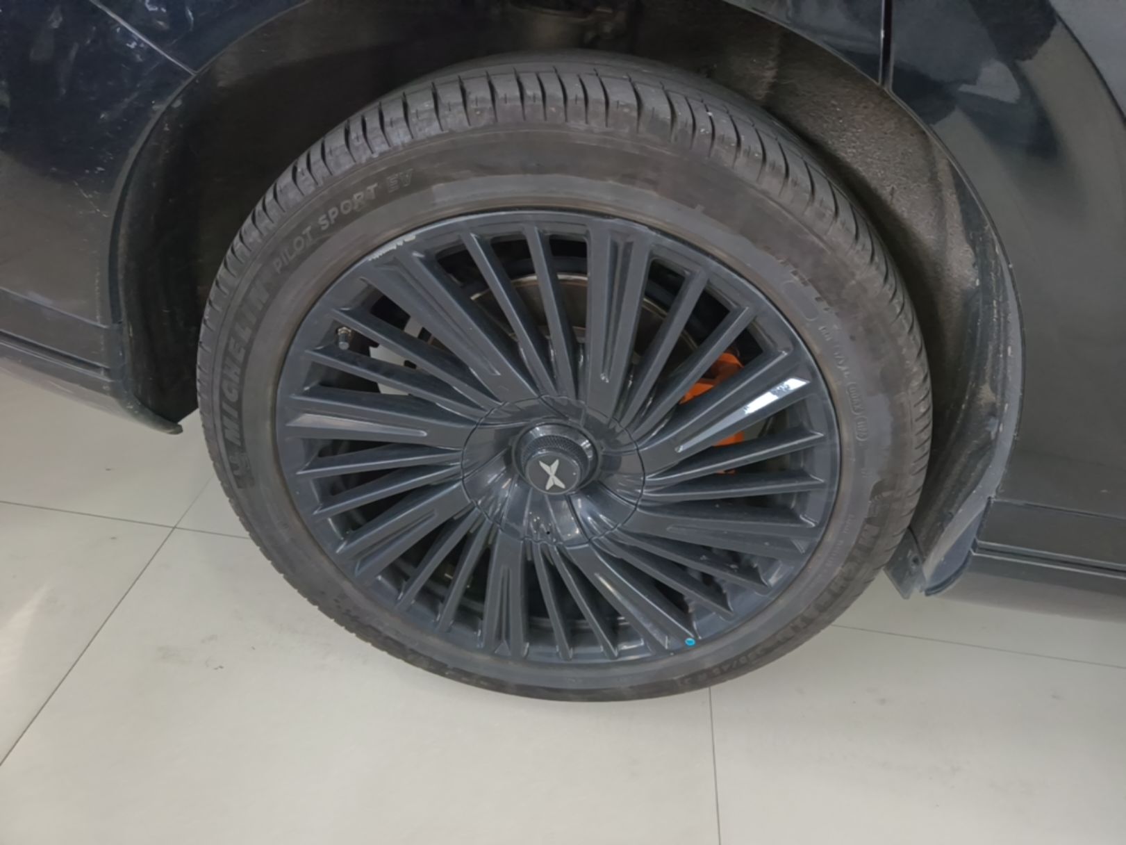 XPeng G9 2025 725 with Ultra-Long Range Max — снимка 11