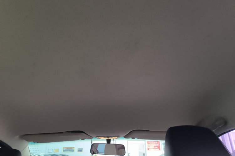 Used Baojun 310W 2017 1.5L Manual Fashion Model China V
