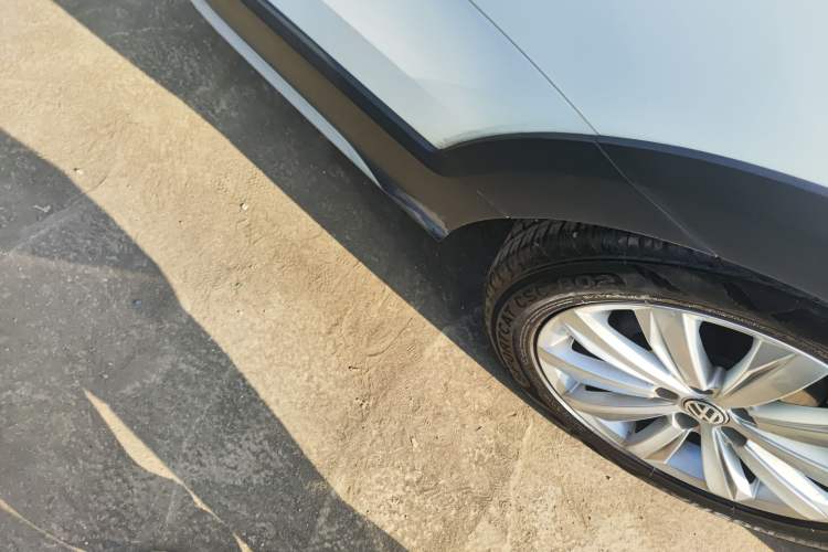 Used Volkswagen C-TREK 2020 1.5L Automatic Fashion Edition Exterior 3