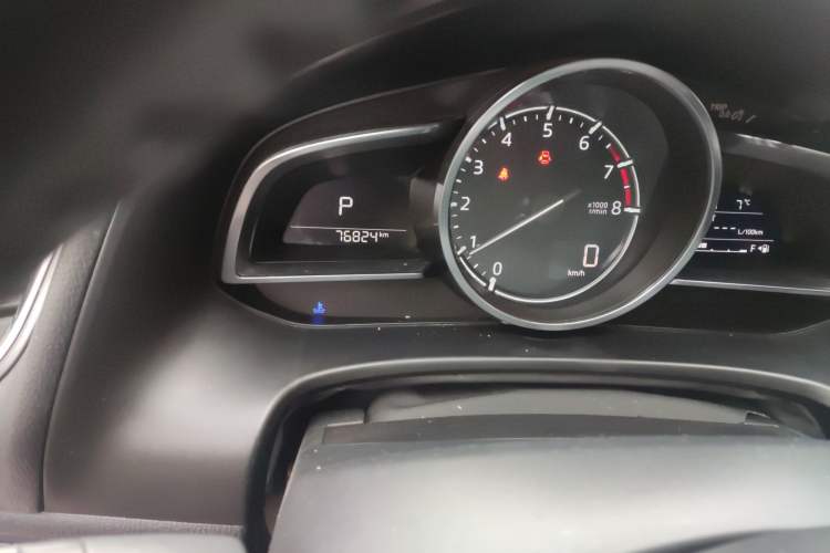 Used Mazda Mazda 3 Axela 2017 Hatchback 2.0L Automatic Sport Model China V Emission Standard
