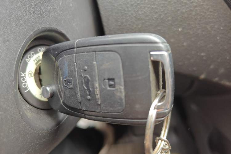 Used Baojun 610 2014 CROSS 1.5L Manual Comfort Model
