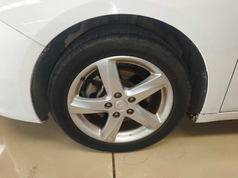 Used Bestune B70 2014 2.0L manual luxury version — 22