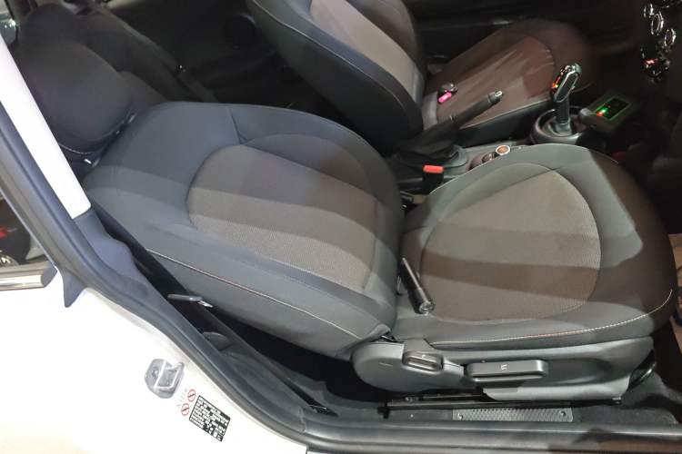 Used MINI MINI 2023 1.5T ONE