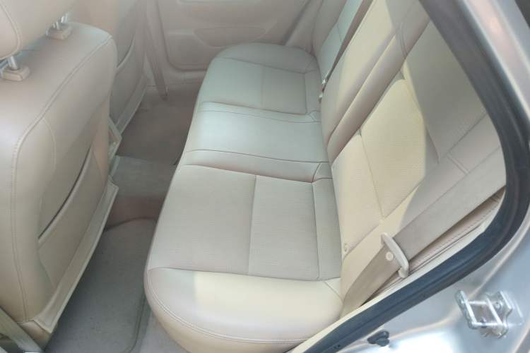 Used Buick Excelle 2013 1.5L Automatic Classic Model Left Rear Seat