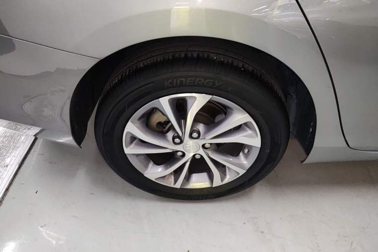 Used Buick Verano 2023 Pro Enjoyment Edition Right Rear Wheel Hub
