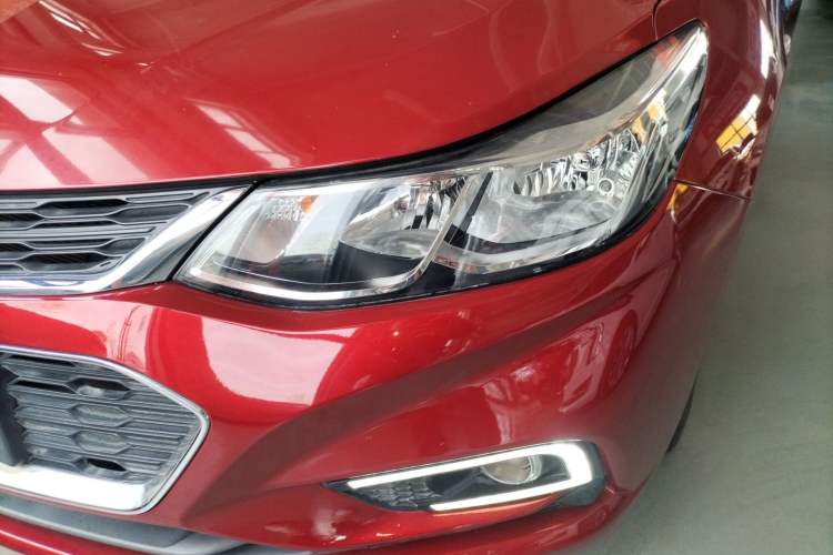 Used Chevrolet Cruze 2017 1.5L Automatic Pioneer Sunroof Edition Left Front Headlight
