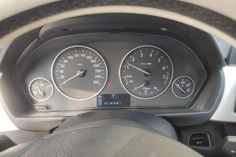 Used BMW 3 Series 2015 316Li Fashion Model