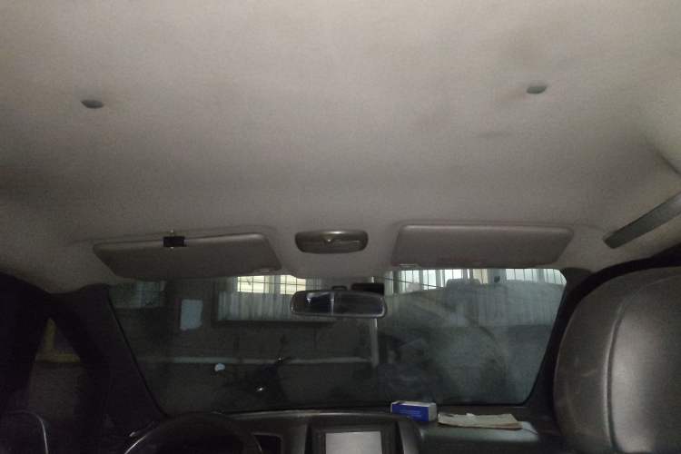 Used Dongfeng Shuaike 2012 2.0L Automatic Luxury 7-Seater Headliner