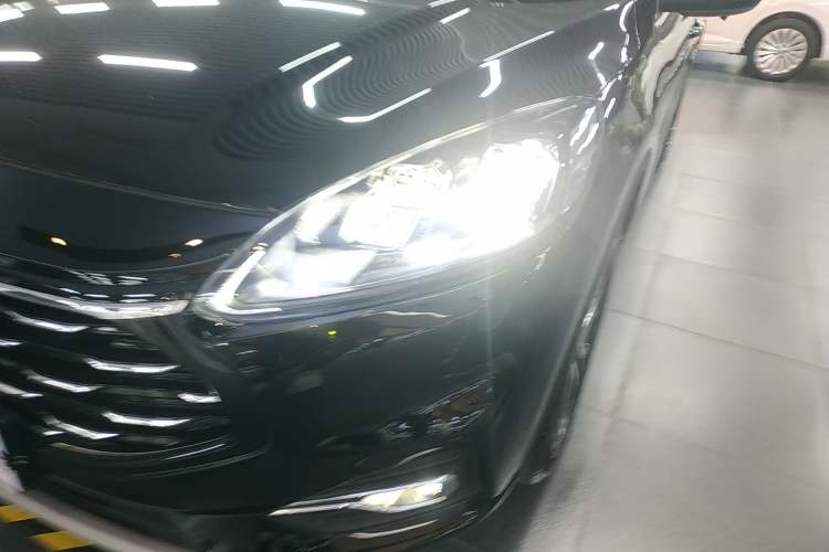 Used Ford Escape 2020 EcoBoost 245 Two-Wheel-Drive Titanium Edition