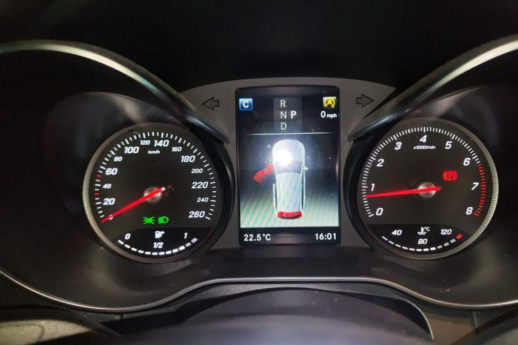 Used Mercedes-Benz GLC 2019 GLC 260 L 4MATIC Dynamic Model