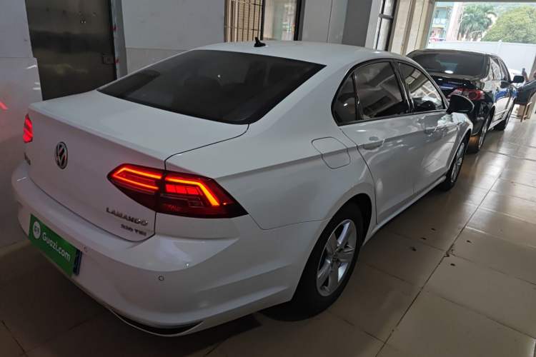 Used Volkswagen Lamando 2019 230TSI DSG Fashion Edition China VI
