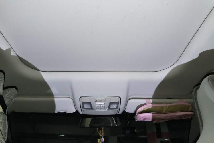 Used CHANGAN OSHAN X5 2021 1.5T DCT Elite Edition Headliner