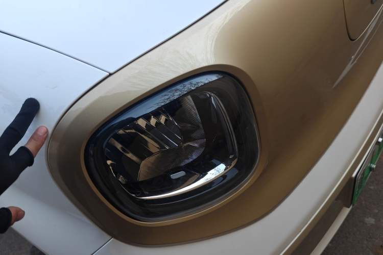 Used Bestune Pony 2025 222km Lightning Horse Right Front Headlight