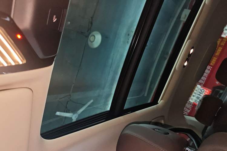 Used BMW 3 Series 2022 320Li M Sport Package Headliner