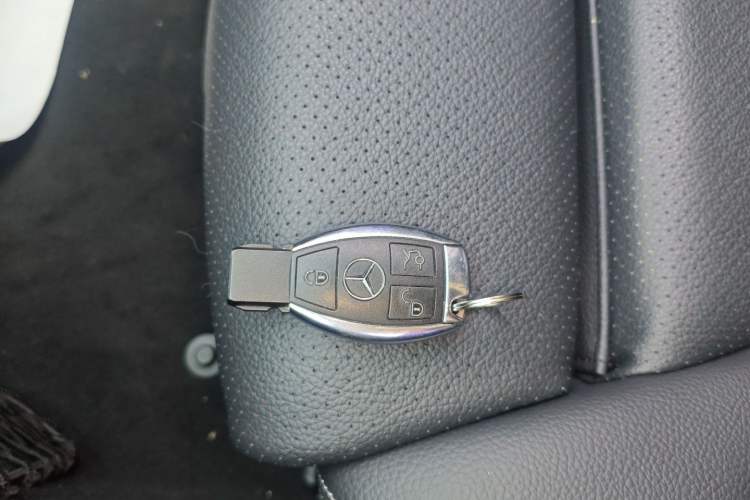 Used Mercedes-Benz C-Class 2017 Facelift C 200 L Sport Edition