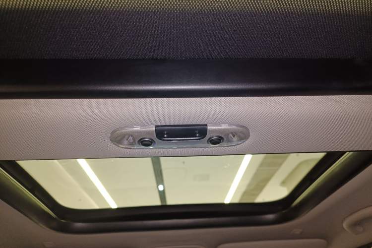 Used MINI Clubman 2023 Refresh 1.5T COOPER Connoisseur