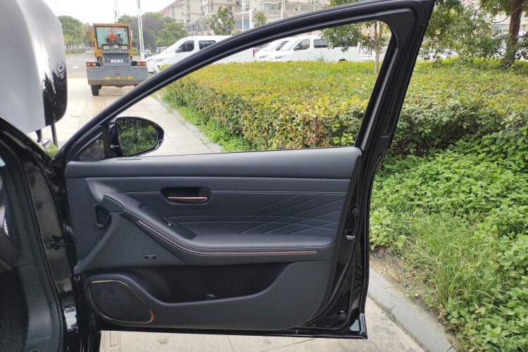 Used Baojun Enjoy 2025 Plug-in Hybrid 140km Luxury Edition