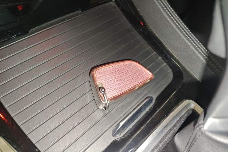 Used BMW 1 Series 2017 118i Sport Edition Vehicle Key