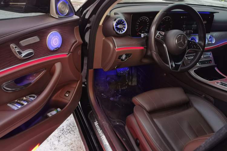 Used Mercedes-Benz E-Class 2021 Facelift E 260 L
