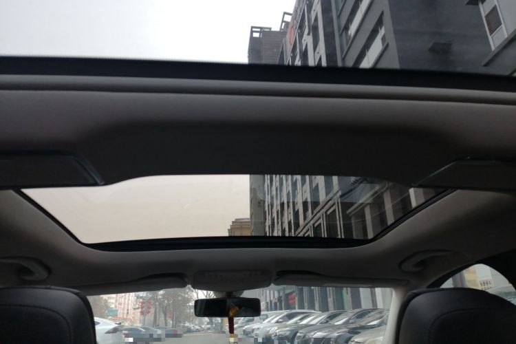 Used Mercedes-Benz E-Class 2018 Facelift E 200 L 4MATIC Headliner