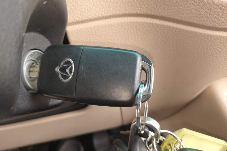 Used Kuayue Kuayue Xing V3 2022 1.5L Gasoline Comfort-Grade 5-Seater Passenger Vehicle JL473QH