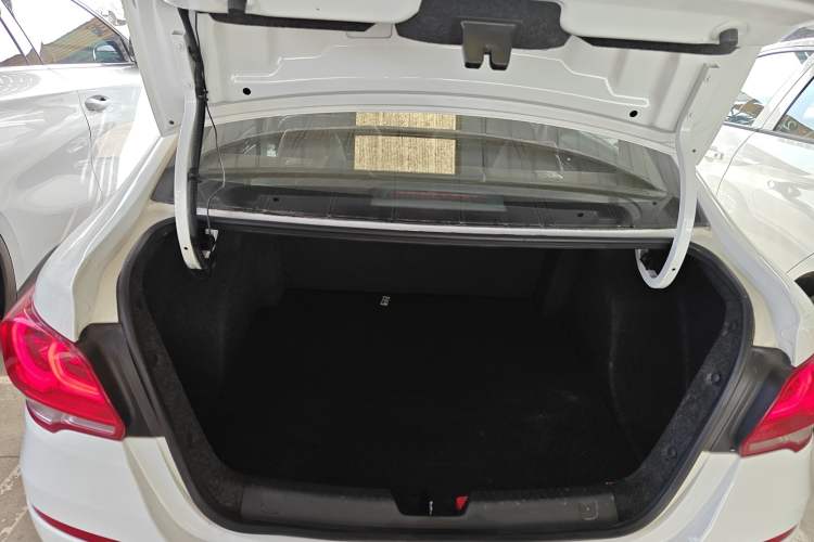 Used Chevrolet Cavalier 2019 320 Automatic Xinyue Edition