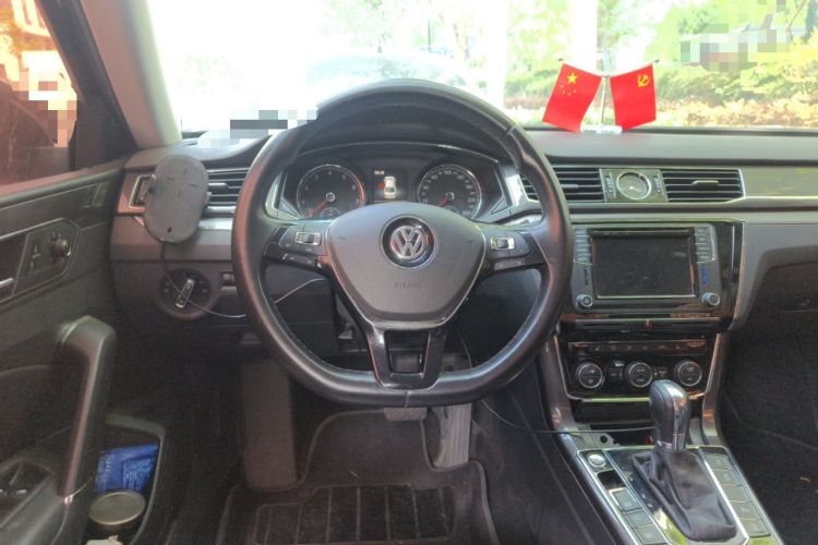 Used Volkswagen Passat 2017 330TSI DSG Prestige Edition Steering Wheel