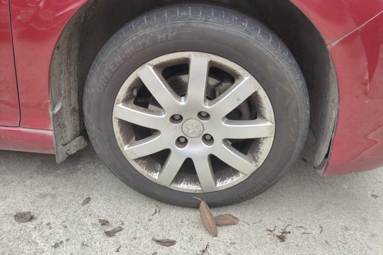 Used Peugeot 308 2014 Enjoy Edition Classic 1.6L Automatic Premium Model Right Front Wheel Hub