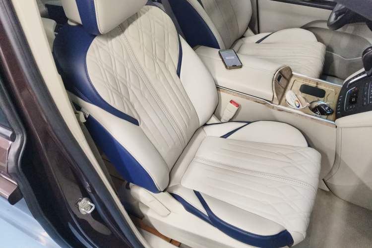 Used Buick GL8 2017 ES 28T Comfort Model China V Standard Right Front Seat