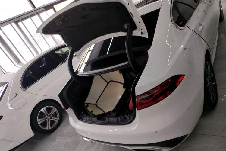 Used Jaguar XFL 2022 XFL 2.0T P250 Two-Wheel-Drive Elite Sport Edition
