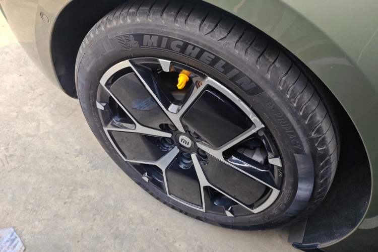 Used Xiaomi Auto SU7 2024 Rear-Drive Long-Range Intelligent Driving Version