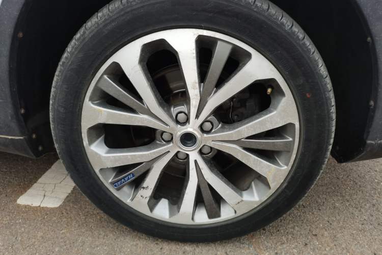 Used Haval H7 2016 Blue-Label H7 2.0T Automatic Luxury Model Right Front Wheel Hub