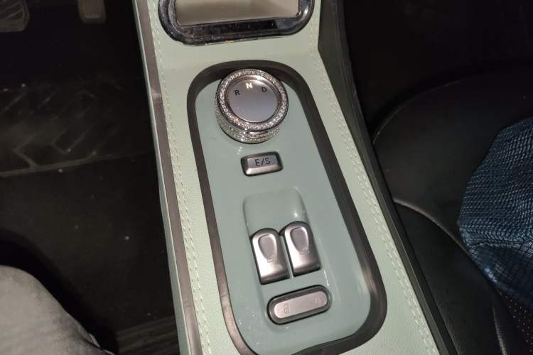 Used CHANGAN NEVO Lumin 2023 205km Xiangqin Version