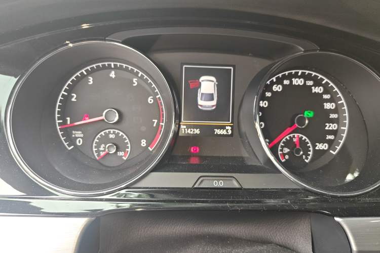 Used Volkswagen Lamando 2017 280TSI DSG Luxury Edition
