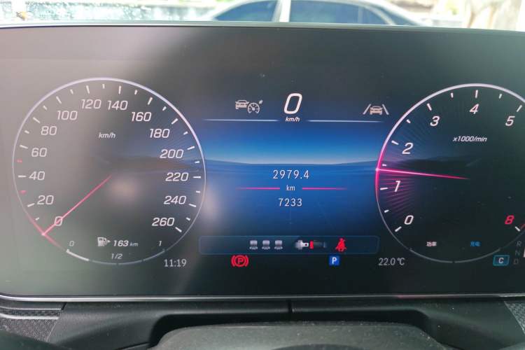 Used Mercedes-Benz C-Class 2025 Facelift C 260 L Sport Edition Instrument Cluster