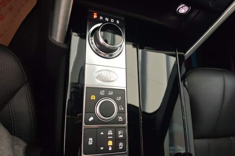 Used Land Rover Discovery 2018 3.0 SC V6 HSE