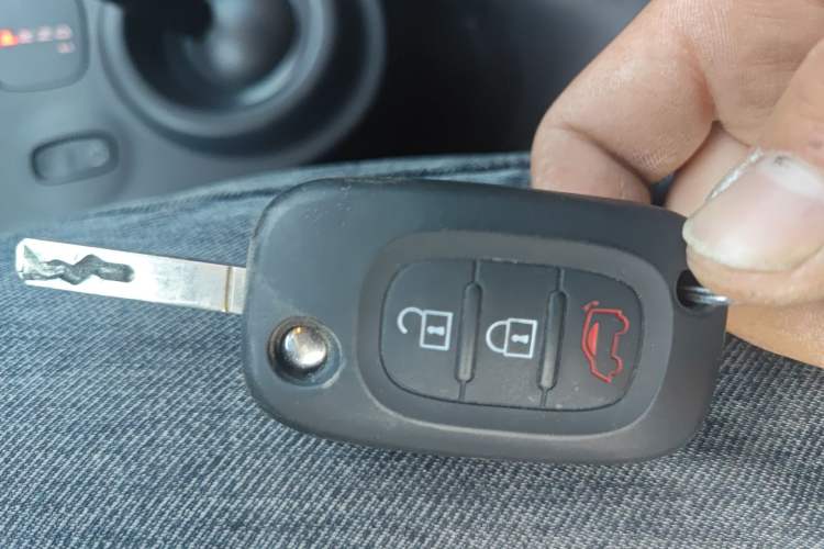 Used smart fortwo 2015 1.0L 52 kW Hardtop Passion Edition Vehicle Key