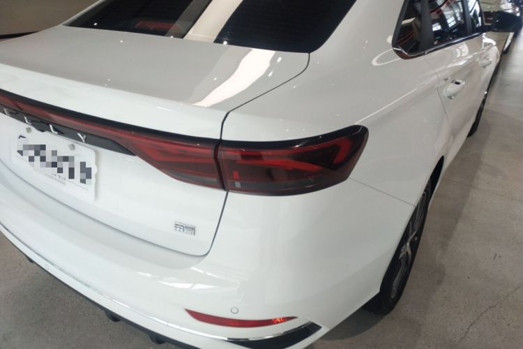 Used Geely Auto Emgrand 2023 4th Generation Champion Edition 1.5L CVT Luxury Model Right Rear Taillight