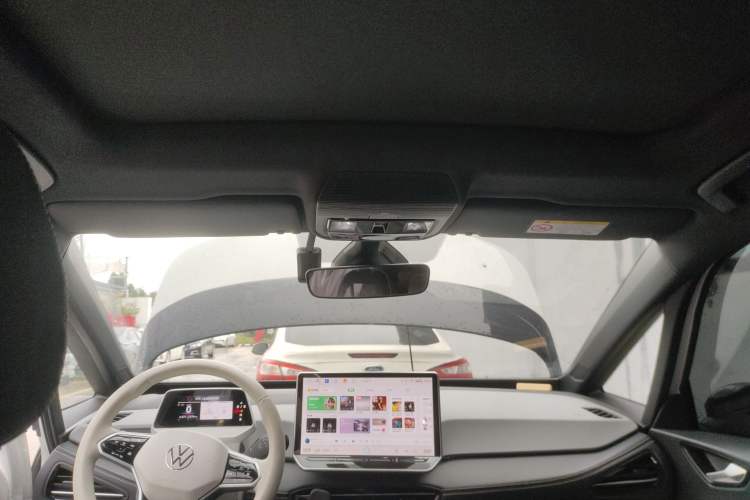 Used Volkswagen ID.3 2025 Smart Model Outstanding Oxygen Edition