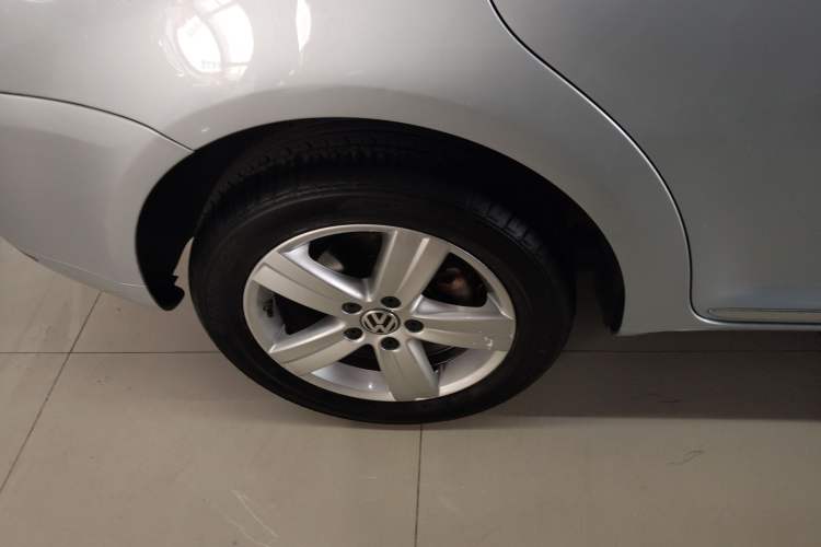 Used Volkswagen Touran 2015 1.4T DSG Comfort Edition 5 Seats Exterior 5