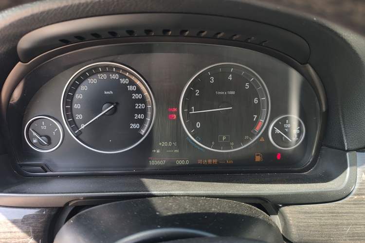 Used BMW 5 Series 2014 525Li Luxury Design Package