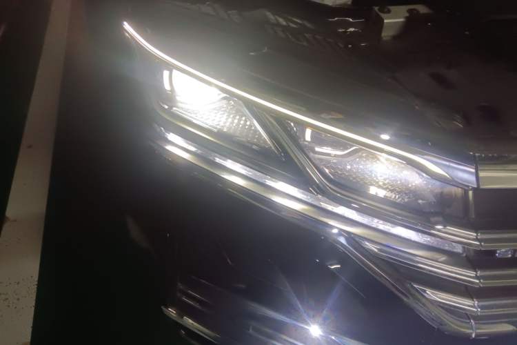 Used Volkswagen Touareg New Energy 2021 eHybrid
