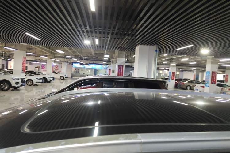 Used Sinotruk VGV U70 2020 1.5T Automatic Smart Enjoyment Elite Navigation Version 7 Seats