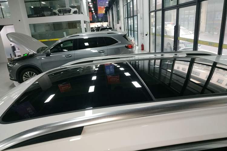 Used Volkswagen Tayron 2019 330TSI Two-Wheel Drive Luxury Model China VI Standard